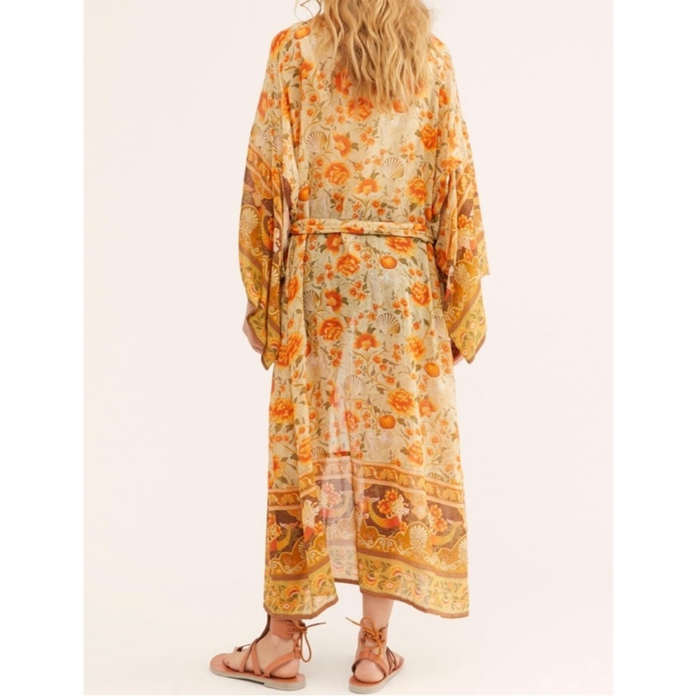 SPELL AND THE GYPSY x Free People Seashell Robe Kimono M/L - Picture 2 of 13
